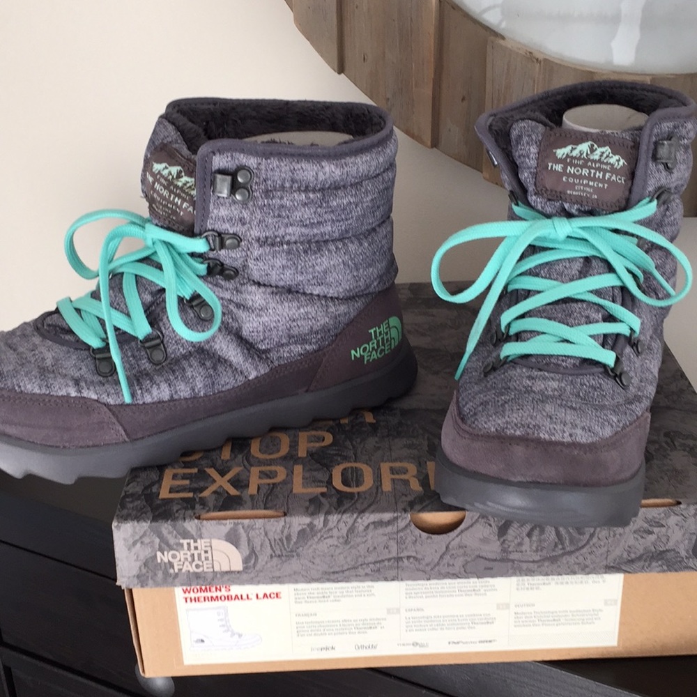 The North Face Thermoball Lace boots